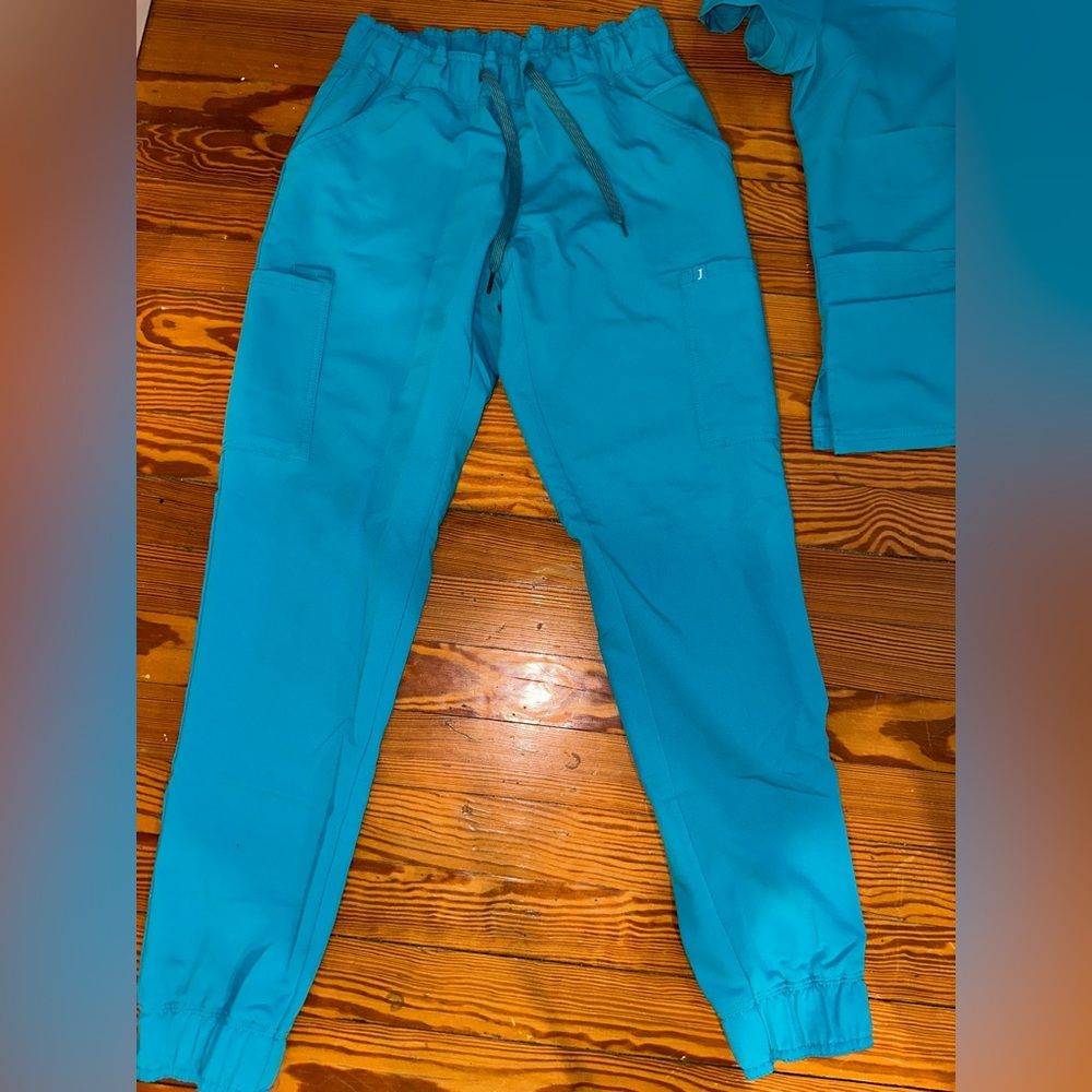 Jaanuu Scrub Jogger